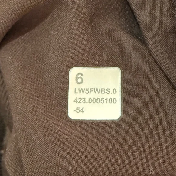 Lululemon Espresso Utilitech Relaxed Mid-Rise Trouser 7/8 Length | Size 6, 28” - Picture 7 of 7